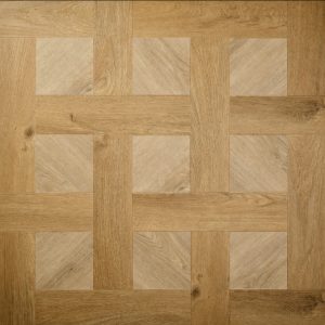 EIH-07 Barn Oak Frame & EBW-10 Holm Oak Insert